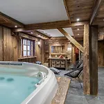 élégant à Le Praz Avec Spa, Cheminée Et Services Inclus - Fr-1-568-35