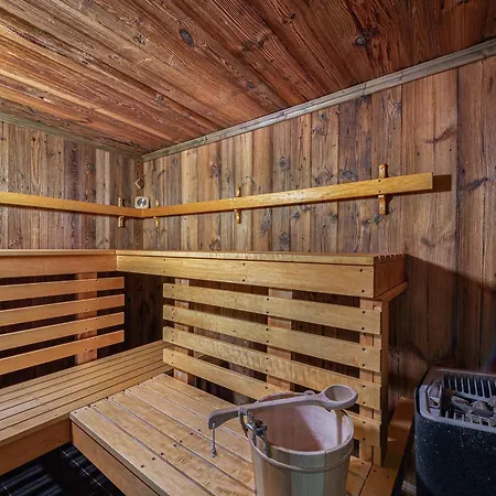 Chalé élégant à Le Praz Avec Spa, Cheminée Et Services Inclus - Fr-1-568-35 *