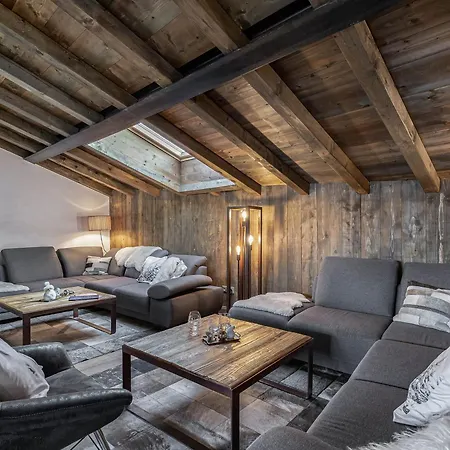 élégant à Le Praz Avec Spa, Cheminée Et Services Inclus - Fr-1-568-35